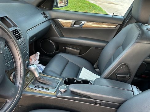 Used 2008 Mercedes-Benz C 350 Sport image 10