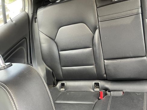 Used 2016 Mercedes-Benz GLA 250 4MATIC image 5
