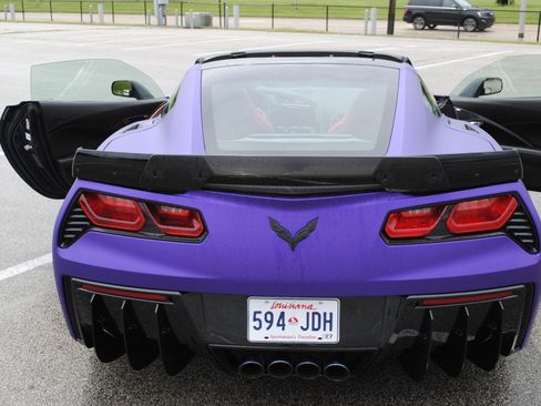 Used 2014 Chevrolet Corvette Stingray Coupe w/ 2LT Preferred Equipment Group image 11