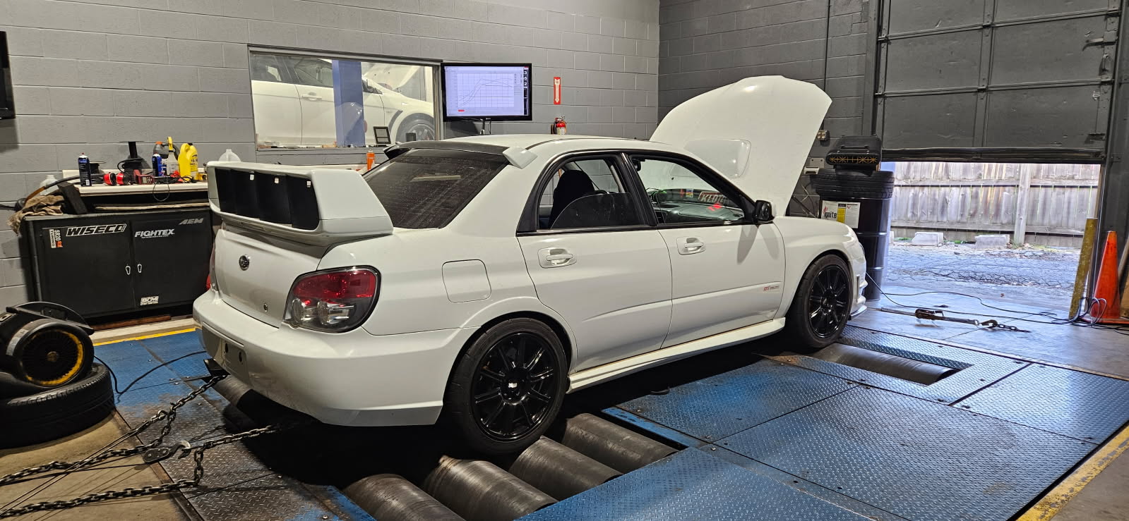 Used 2006 Subaru Impreza WRX STI w/ Popular Equipment Group 2B AWD/4WD image 26