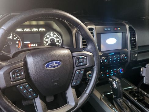 Used 2018 Ford F150 XLT w/ Equipment Group 302A Luxury image 6