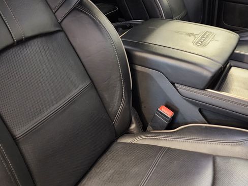 Used 2019 RAM 3500 Limited w/ Max Tow Package image 11