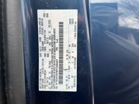 Used 2015 Ford F150 XLT w/ Equipment Group 302A Luxury image 9