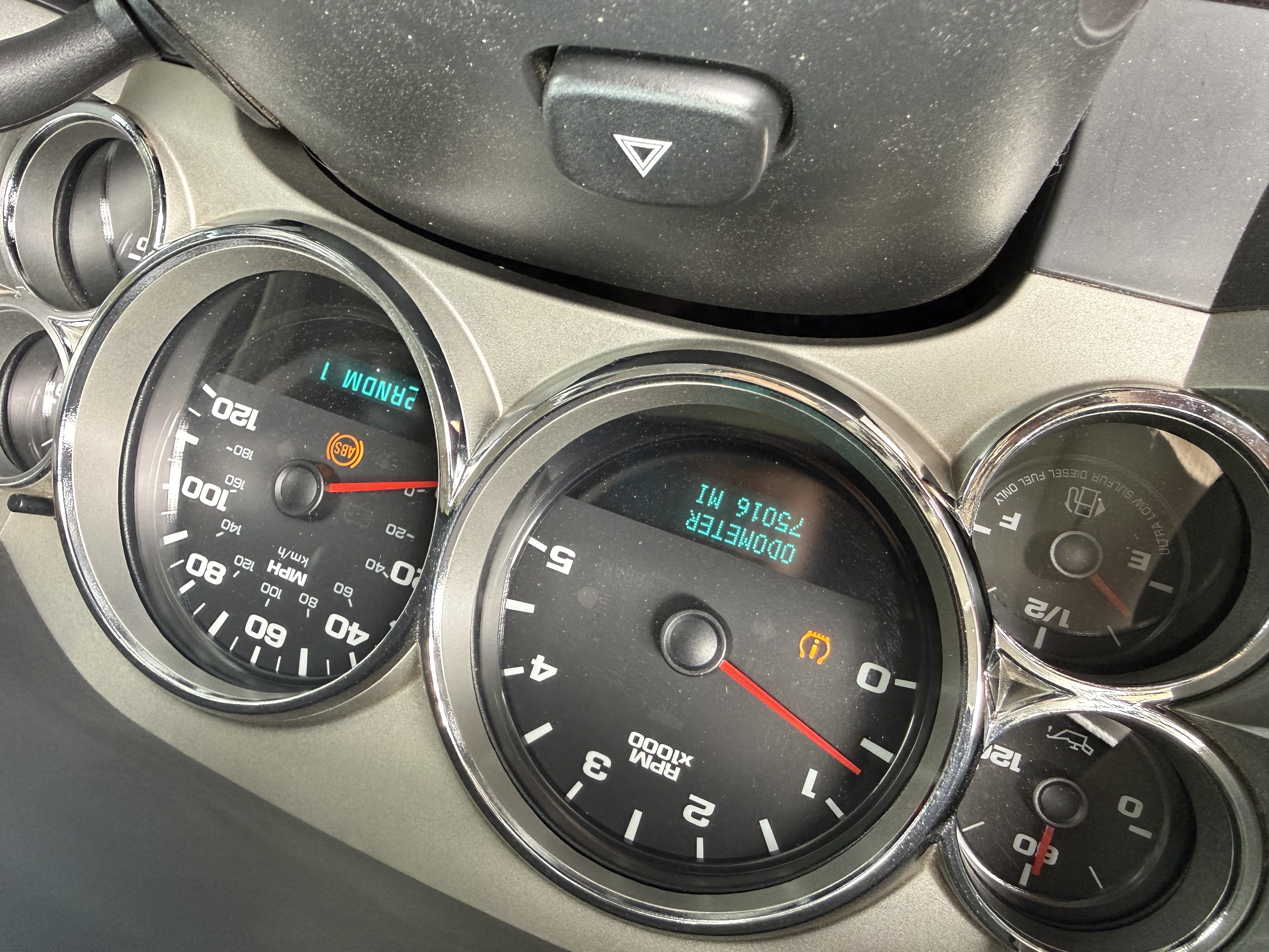 Used 2007 Chevrolet Silverado 2500 LT w/ 2LT Audio Package AWD/4WD image 11