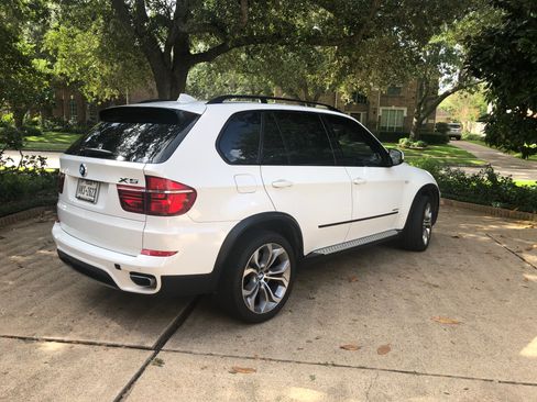 Used 2011 BMW X5 xDrive50i AWD/4WD image 12
