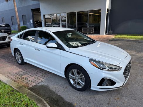 Used 2018 Hyundai Sonata SEL FWD image 2