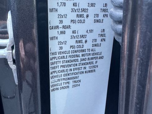 Used 2025 RAM 1500 Big Horn AWD/4WD image 16