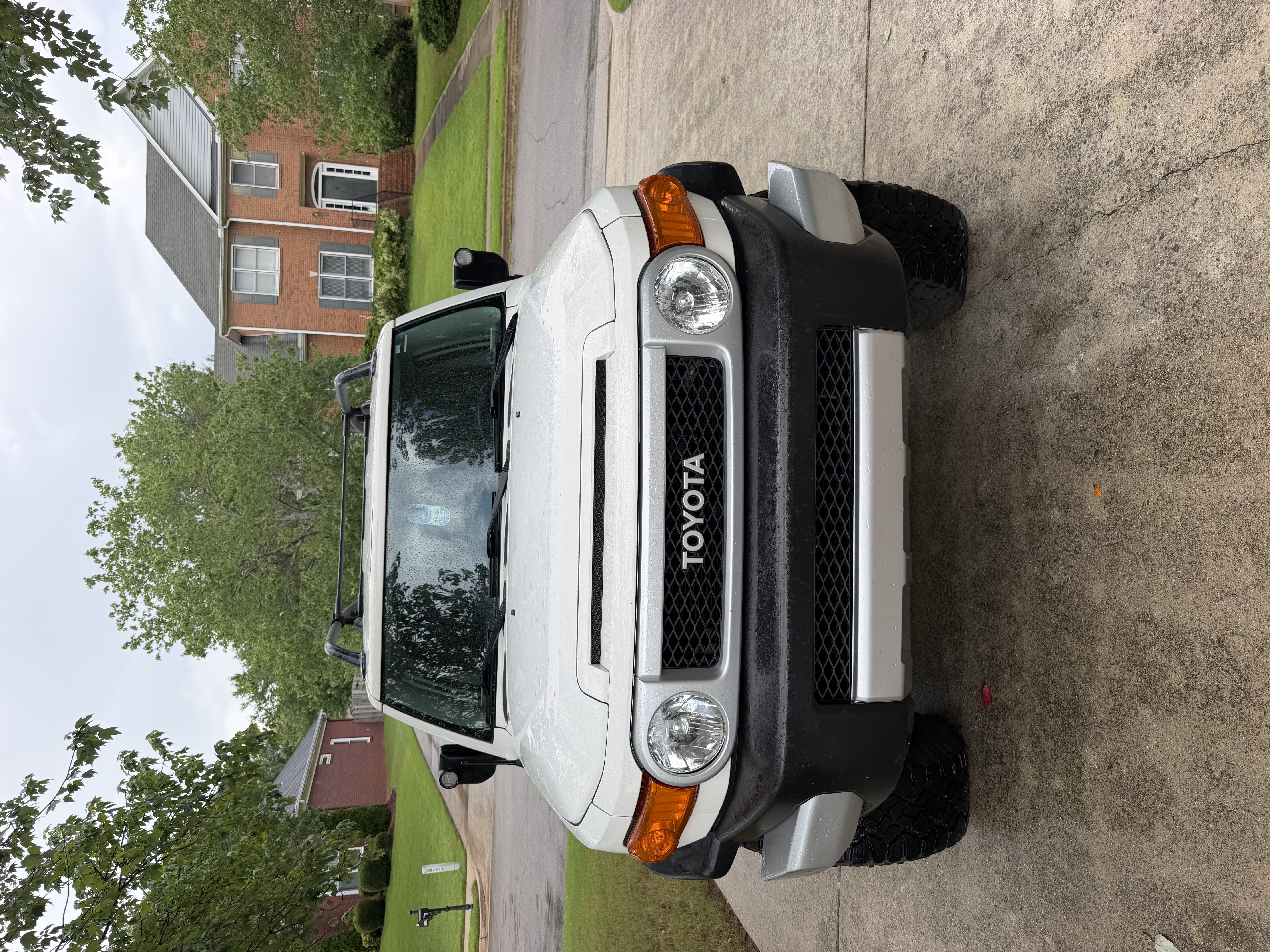 Used 2012 Toyota FJ Cruiser 4WD w/ Convenience Pkg image 1