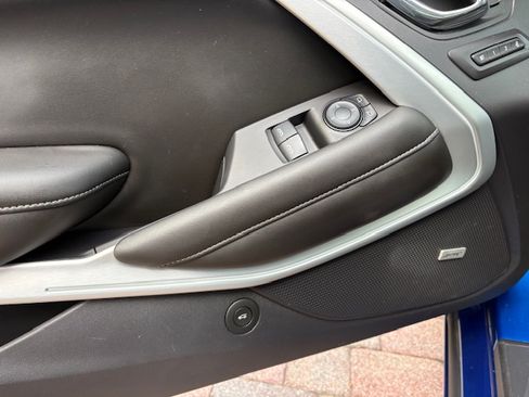 Used 2016 Chevrolet Camaro SS image 8