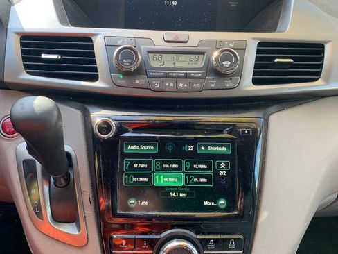 Used 2016 Honda Odyssey EX-L image 8