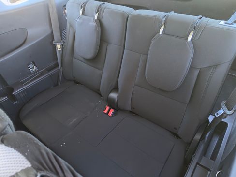 Used 2022 Ford Explorer XLT image 10