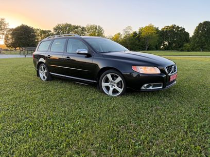Used 2010 Volvo V70 R-Design