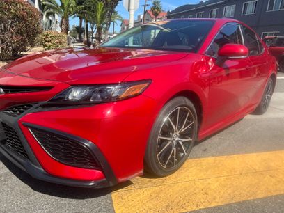 Used 2023 Toyota Camry SE w/ Convenience Package