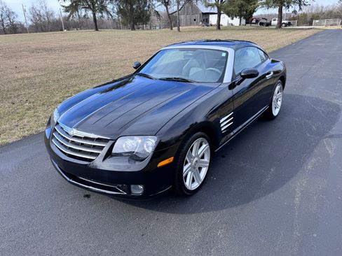 Used 2006 Chrysler Crossfire Limited RWD image 5