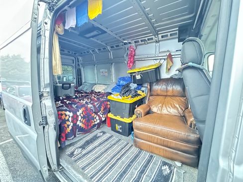 Used 2024 RAM ProMaster 2500 w/ Cold Weather Group image 4