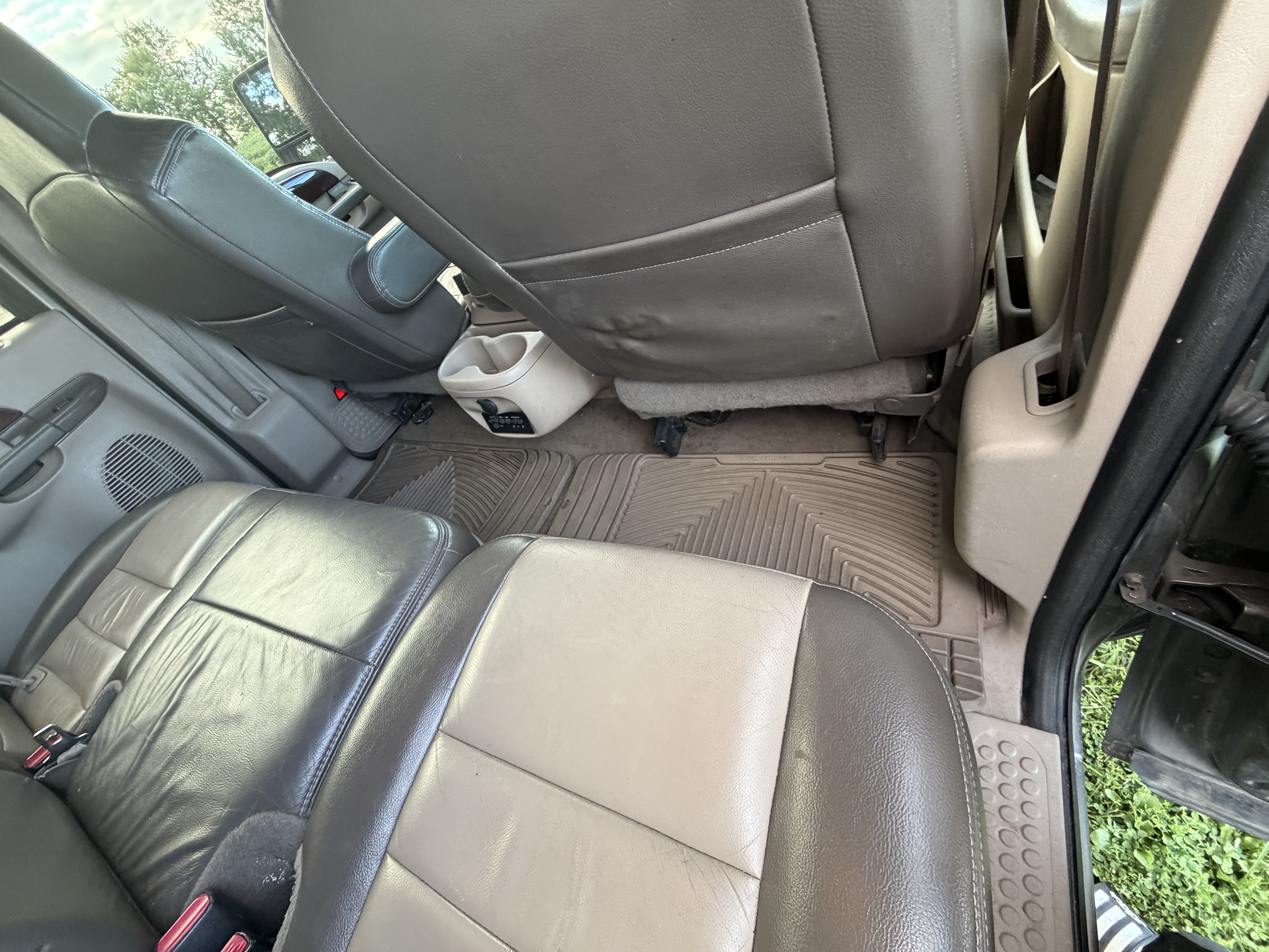 Used 2004 Ford Excursion Eddie Bauer AWD/4WD image 5