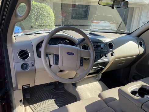 Used 2005 Ford F150 XLT image 5