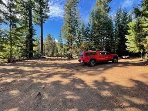 Used 2018 Toyota Tacoma TRD Off-Road w/ TRD Premium Off Road Package image 21