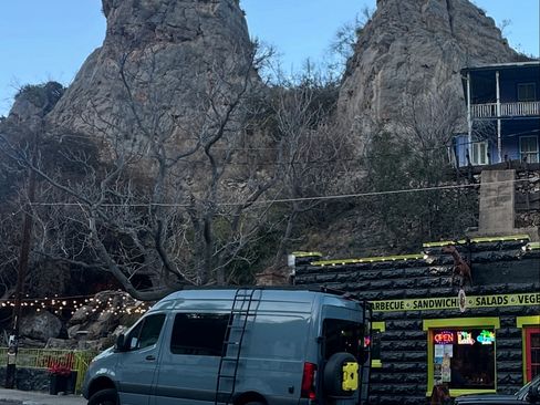 Used 2023 Mercedes-Benz Sprinter 2500 image 17