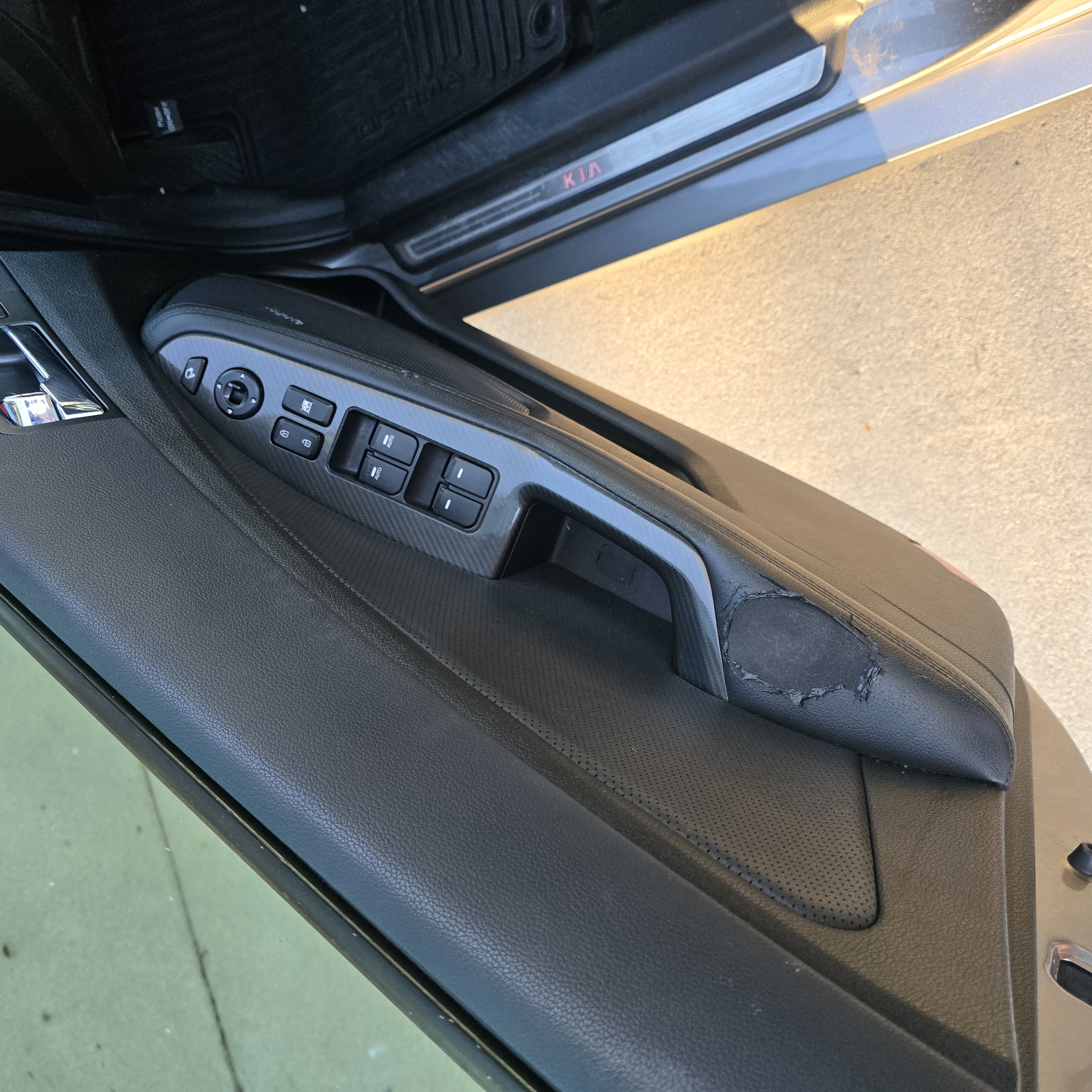 Used 2012 Kia Optima SX w/ Premium Touring Pkg FWD image 14