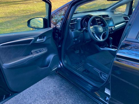 Used 2015 Honda Fit EX image 6