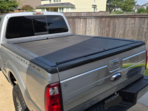 Used 2015 Ford F250 Platinum image 6