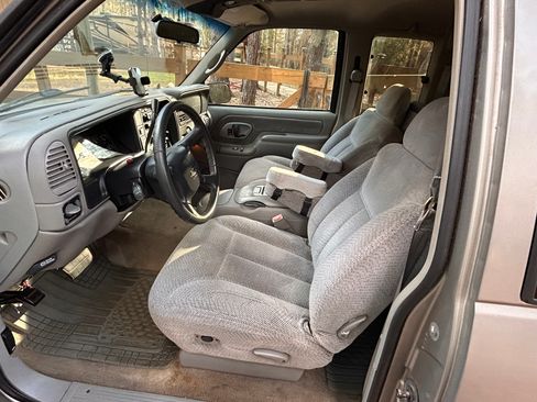 Used 1998 Chevrolet Silverado 1500 LS w/ Preferred Equipment Group 2 image 2