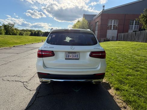 Used 2016 Mercedes-Benz GLC 300 4MATIC image 5