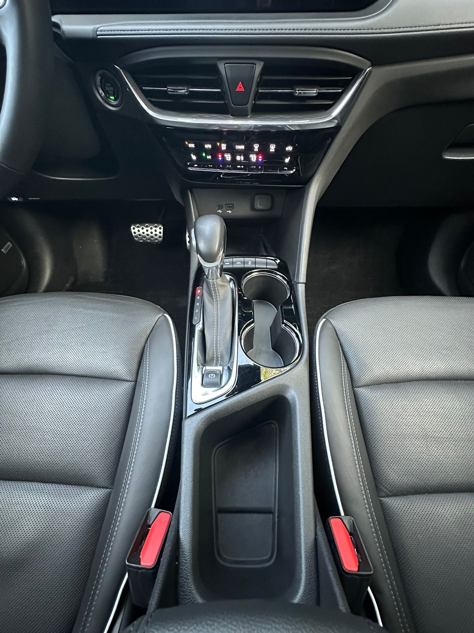 Used 2024 Buick Encore GX Avenir w/ Avenir Technology Package AWD/4WD image 16