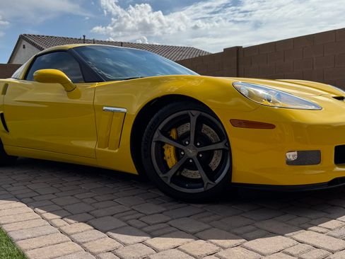 Used 2012 Chevrolet Corvette Grand Sport w/ 3LT Preferred Equipment Group RWD image 8