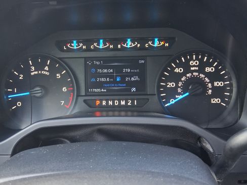 Used 2016 Ford F150 XL w/ Equipment Group 101A Mid image 8