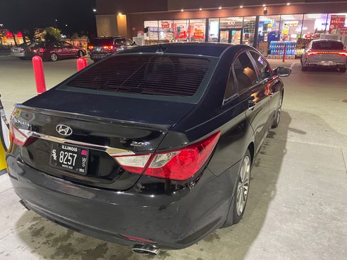 Used 2013 Hyundai Sonata SE image 2