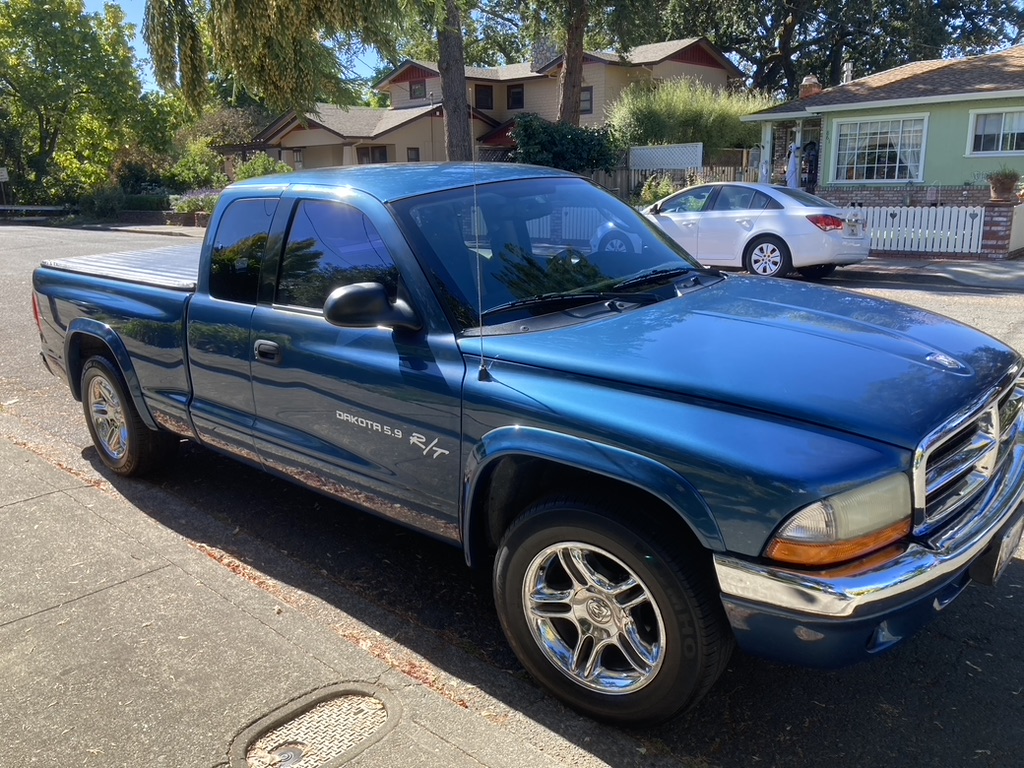 Used 2002 Dodge Dakota Sport RWD image 1