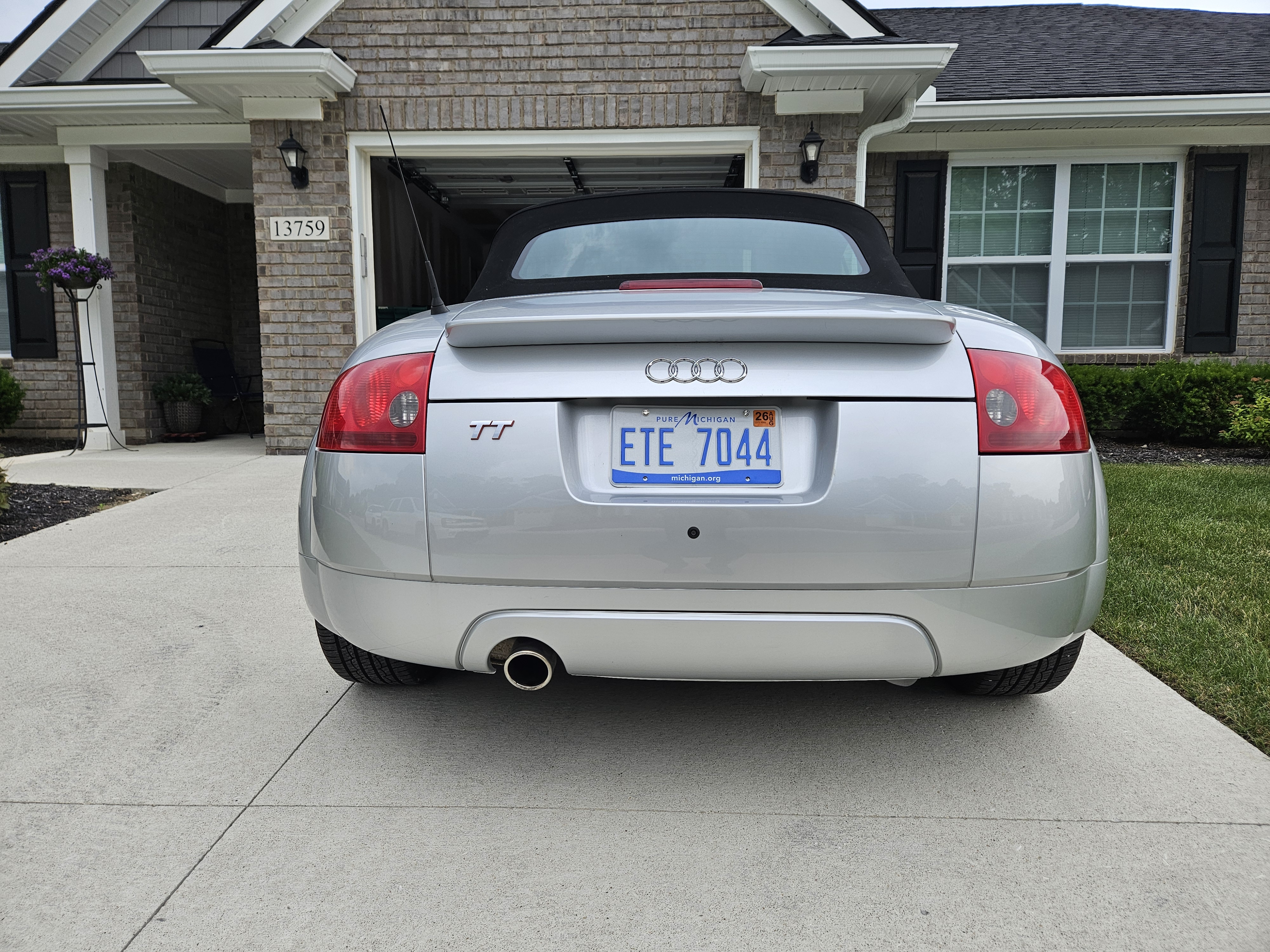 Used 2004 Audi TT 1.8T FWD image 5