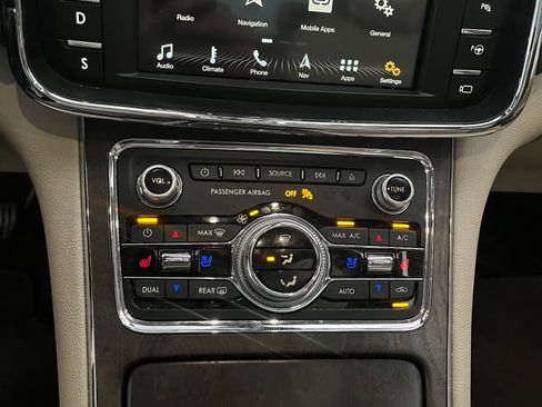 Used 2017 Lincoln Continental Reserve w/ Luxury Package image 15