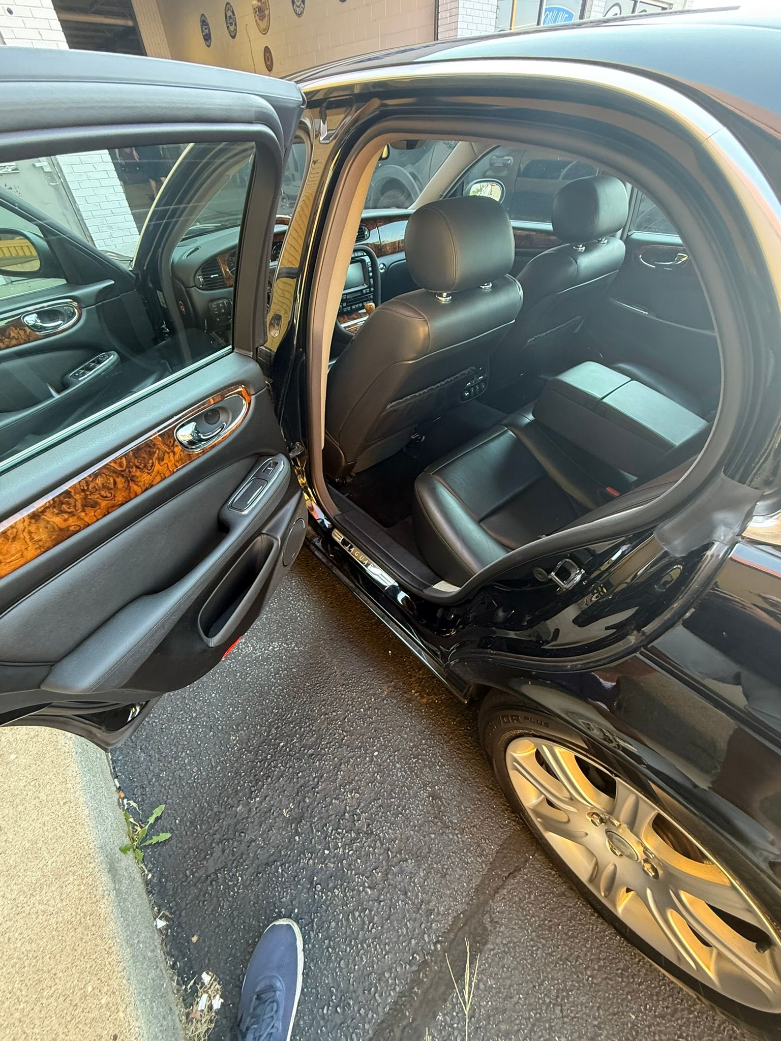 Used 2004 Jaguar XJ8 RWD image 13