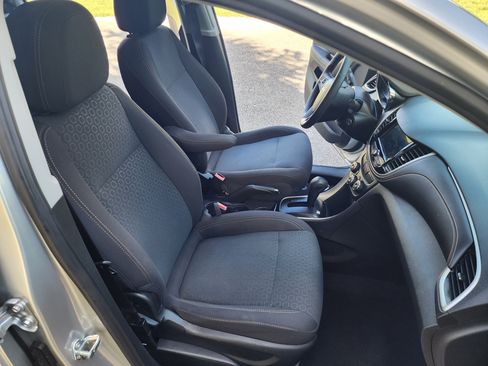 Used 2018 Chevrolet Trax LS w/ Fleet Convenience Package FWD image 15