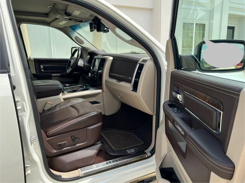 Used 2016 RAM 1500 Laramie Longhorn w/ Convenience Group image 11