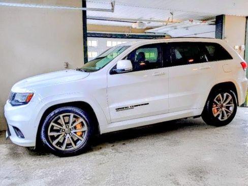 Used 2019 Jeep Grand Cherokee Trackhawk image 16