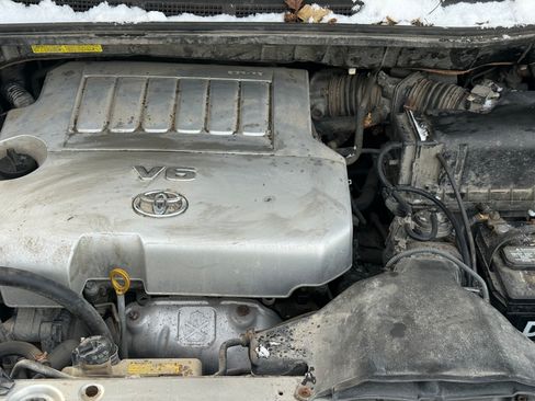 Used 2010 Toyota Sienna XLE Limited image 21