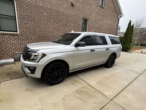 Used 2018 Ford Expedition Max Platinum image 5