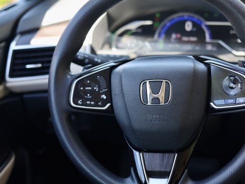 Used 2018 Honda Clarity Plug-In Hybrid image 10