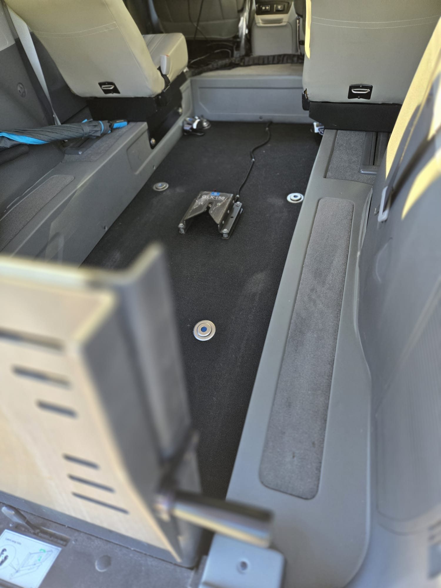 Used 2018 Toyota Sienna XLE w/ XLE Navigation Package FWD image 10