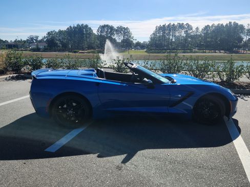 Used 2015 Chevrolet Corvette Stingray Convertible w/ 3LT Preferred Equipment Group image 17