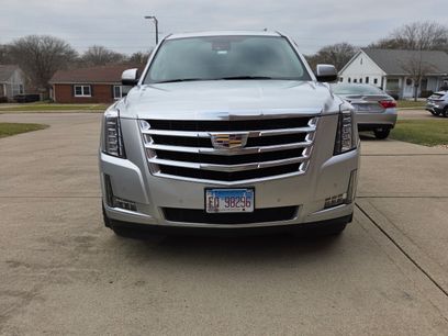 Used 2020 Cadillac Escalade ESV Luxury