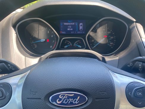 Used 2013 Ford Focus SE FWD image 6