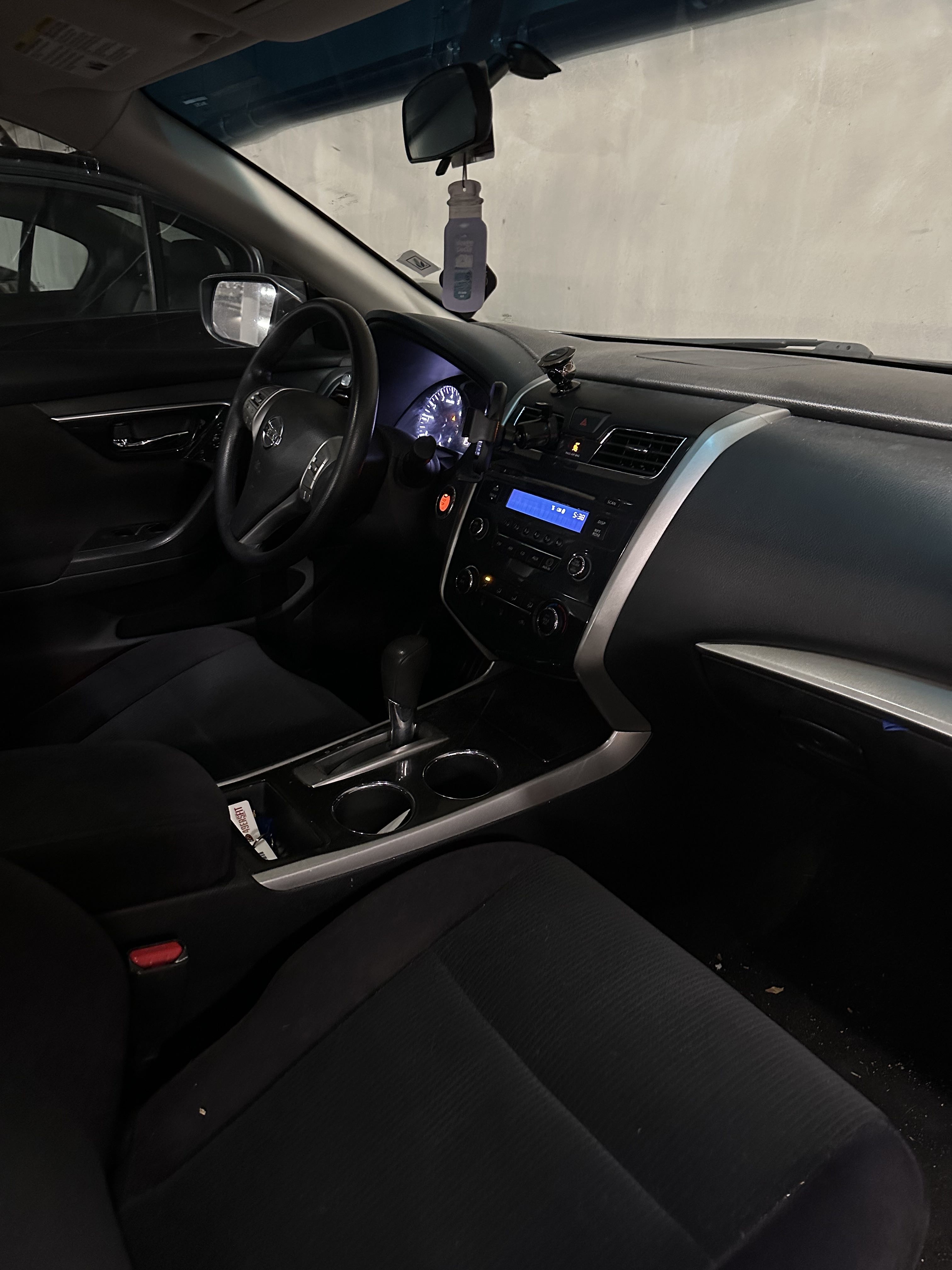 Used 2013 Nissan Altima 2.5 S FWD image 9