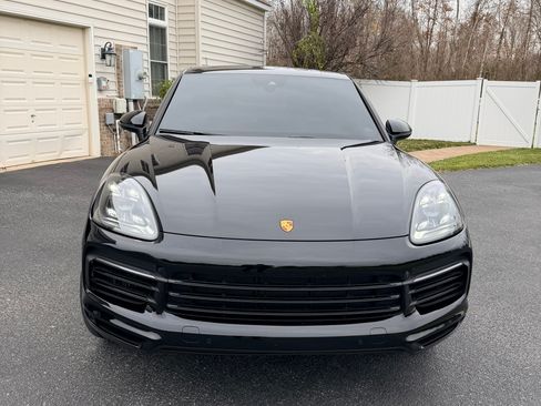 Used 2022 Porsche Cayenne E-Hybrid Coupe image 4