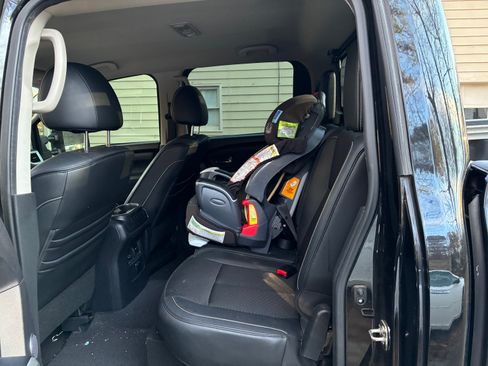 Used 2017 Nissan Titan PRO-4X image 11