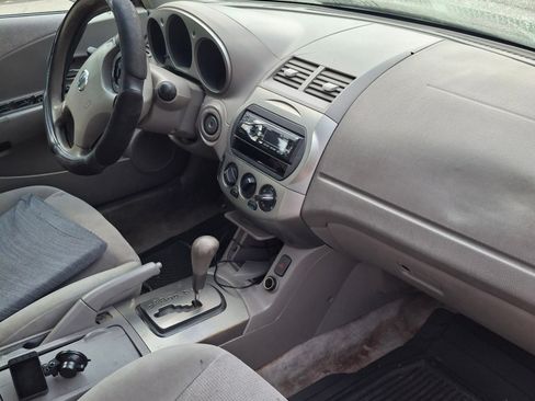 Used 2003 Nissan Altima 2.5 S image 9